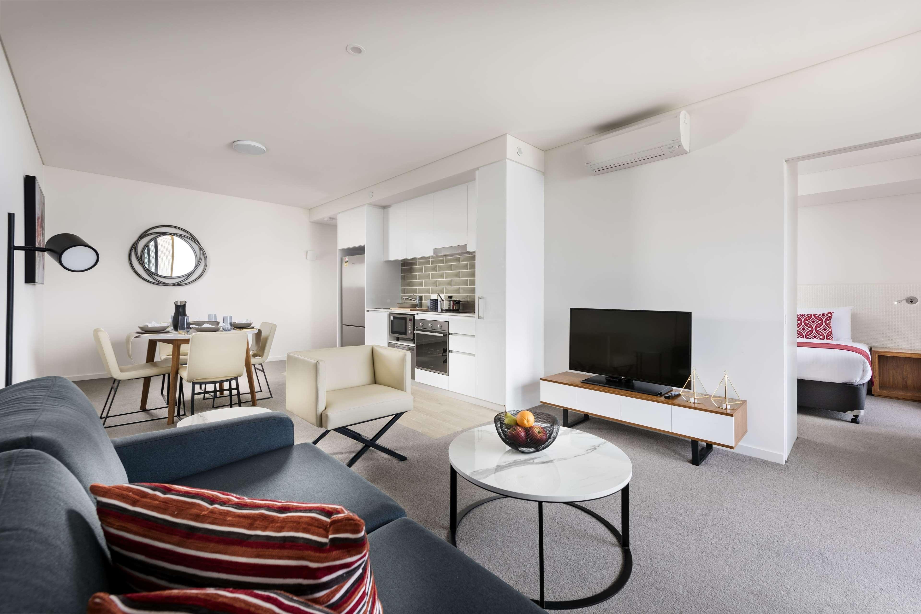 Ramada By Wyndham Vetroblu Scarborough Beach Perth Exteriör bild