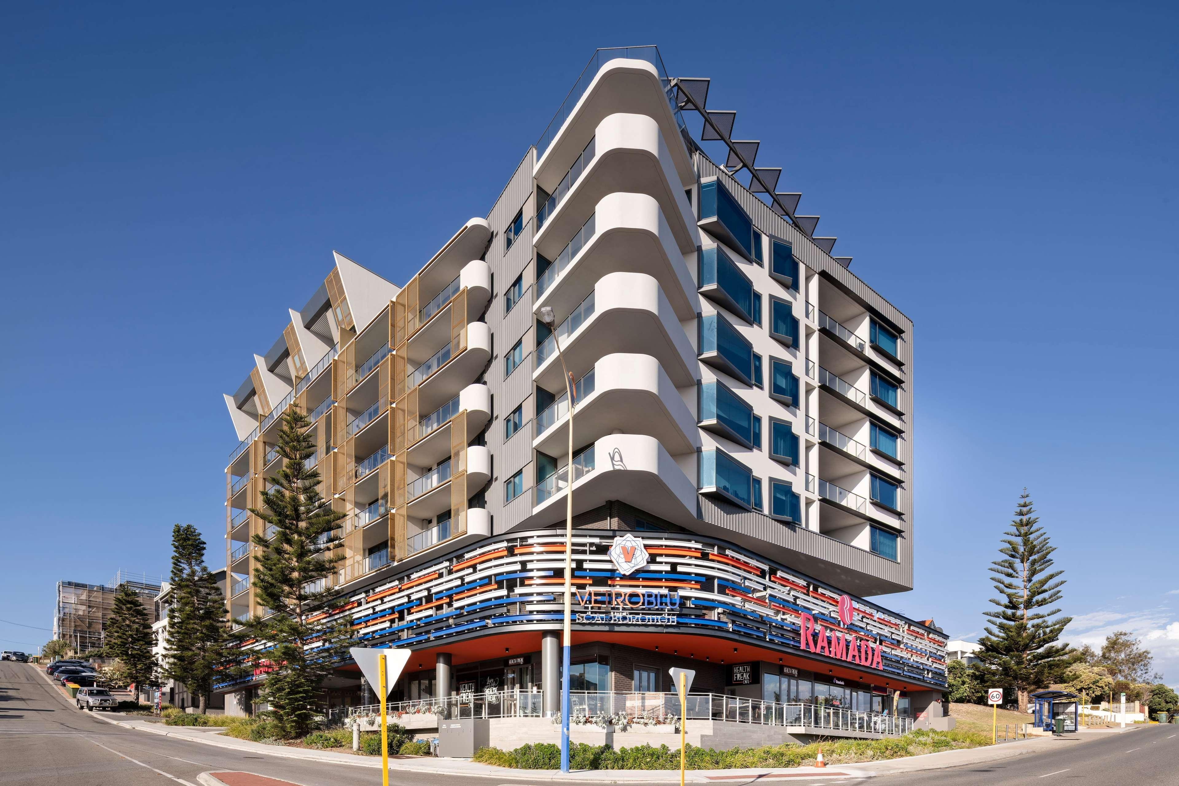 Ramada By Wyndham Vetroblu Scarborough Beach Perth Exteriör bild