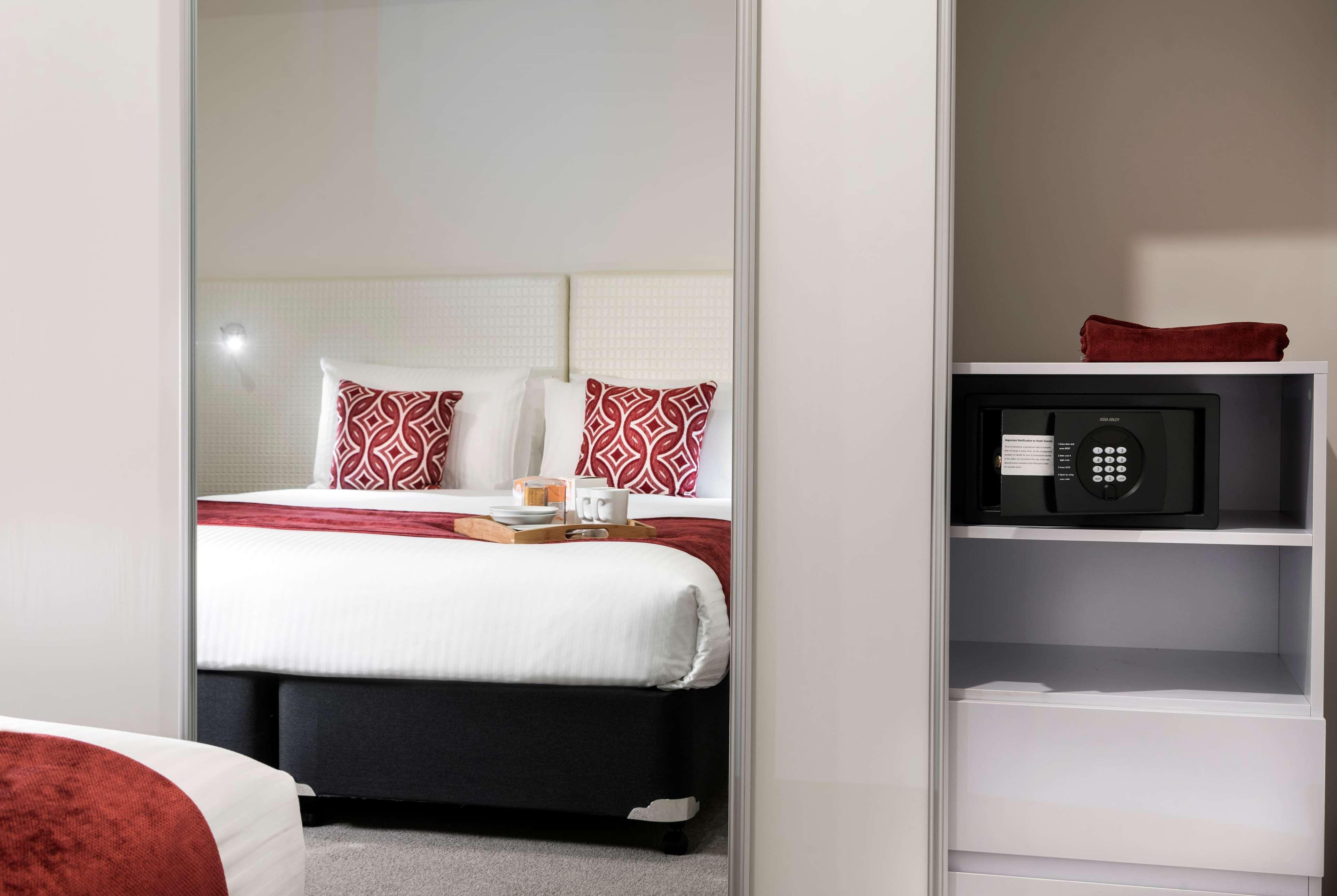 Ramada By Wyndham Vetroblu Scarborough Beach Perth Exteriör bild