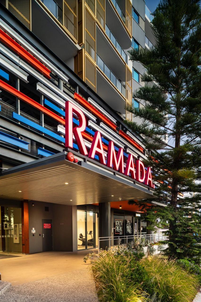 Ramada By Wyndham Vetroblu Scarborough Beach Perth Exteriör bild