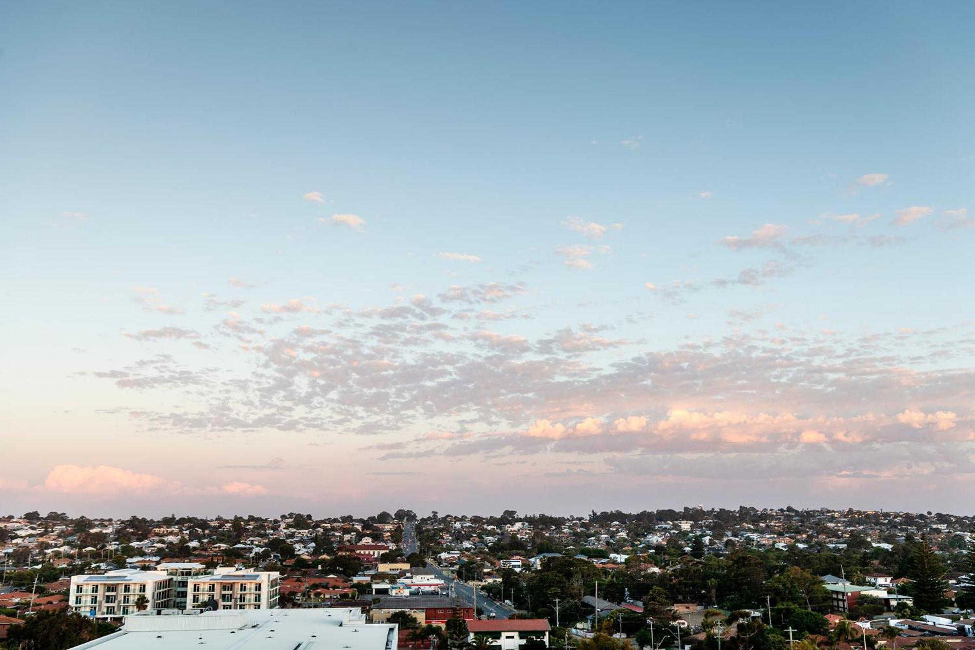 Ramada By Wyndham Vetroblu Scarborough Beach Perth Exteriör bild